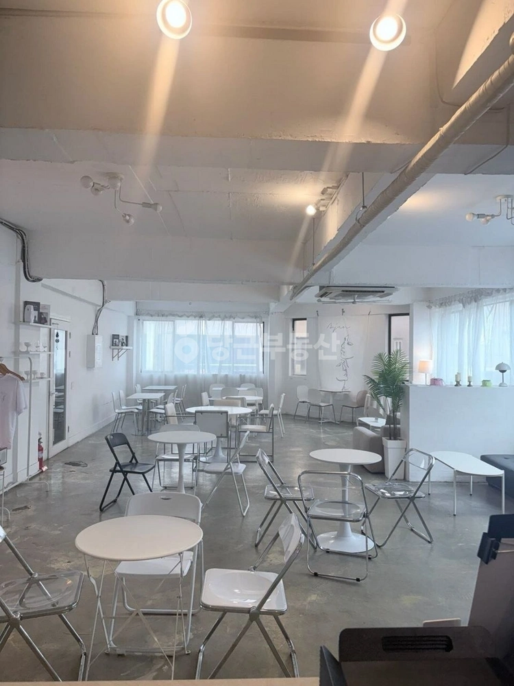 충청남도 천안시 동남구 신부동 상가 사진 1