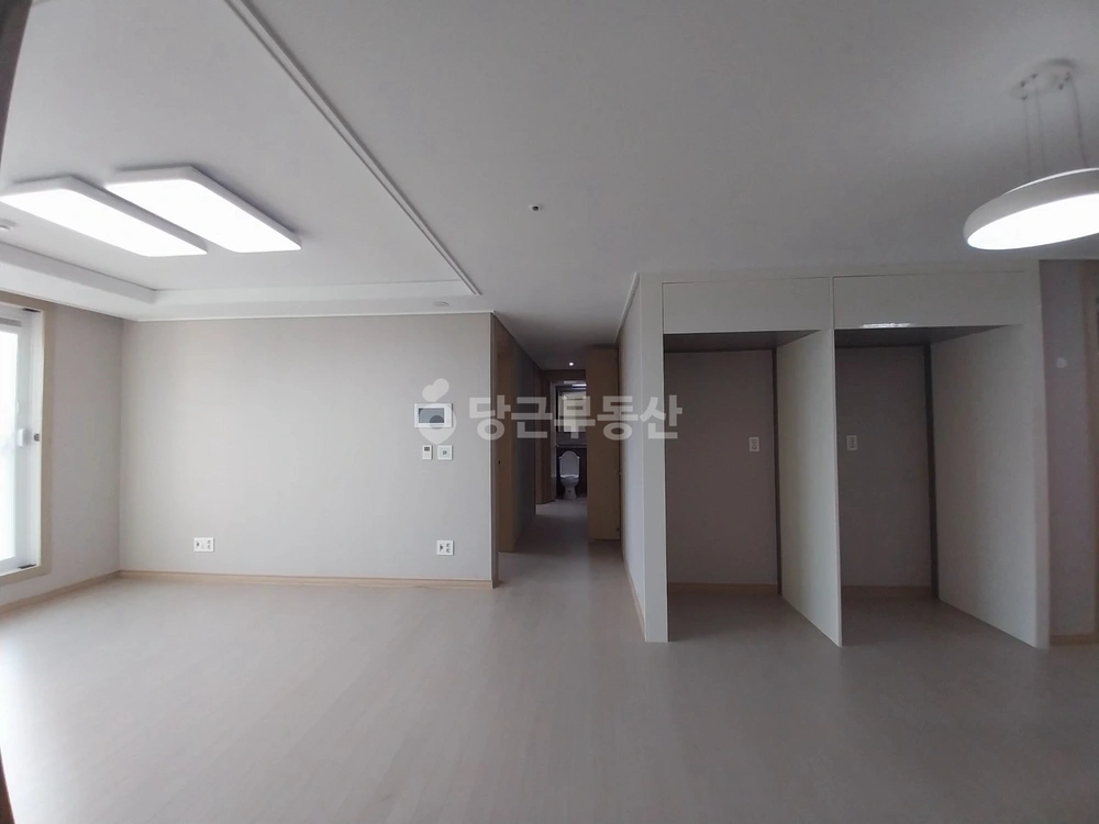 부산광역시 강서구 화전동 아파트 사진 1