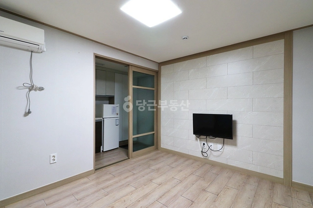 대전광역시 서구 탄방동 원룸 사진 1
