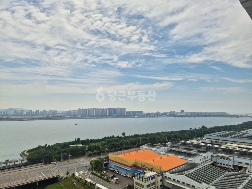 부산광역시 강서구 화전동 아파트 사진 1