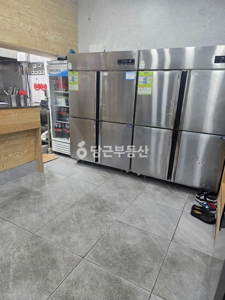 전북특별자치도 전주시 덕진구 팔복동2가 상가 사진 1