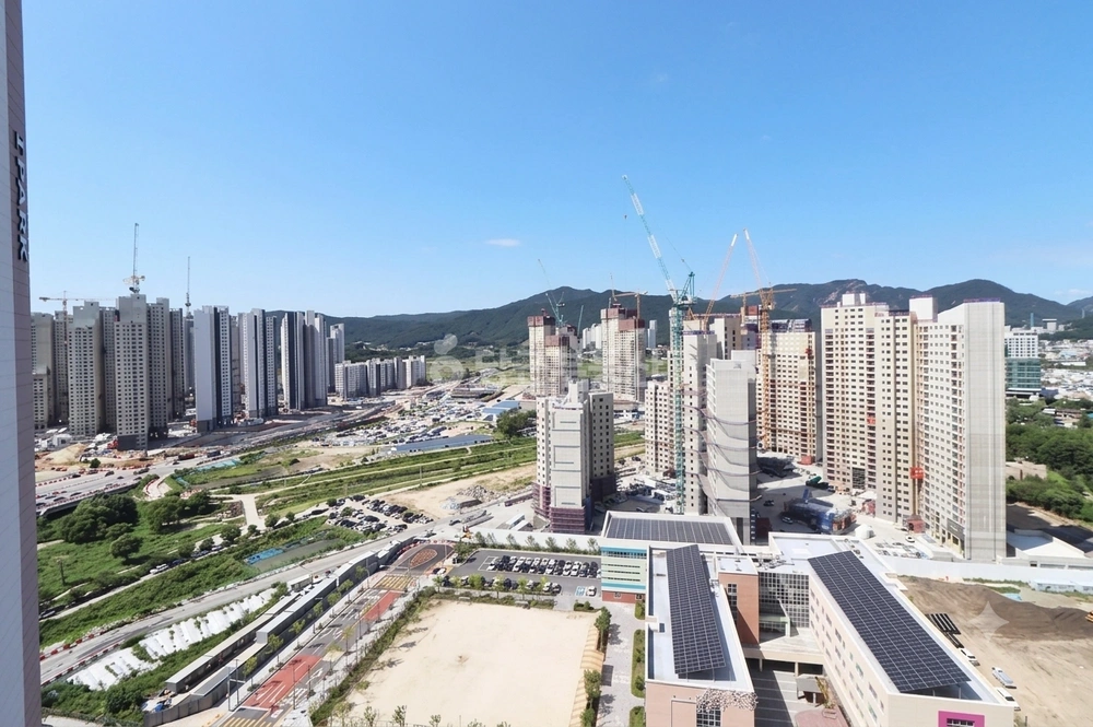 대전광역시 유성구 상대동 아파트 사진 1