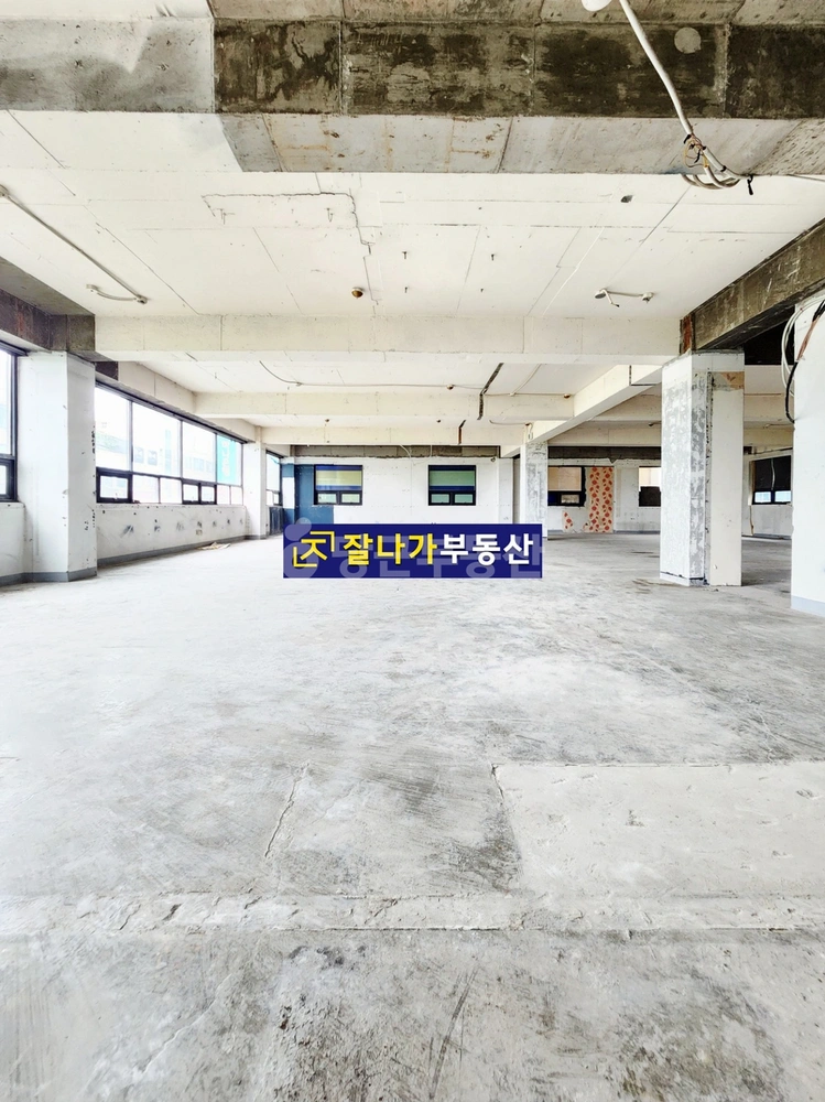 경기도 고양시 일산서구 탄현동 상가 사진 1
