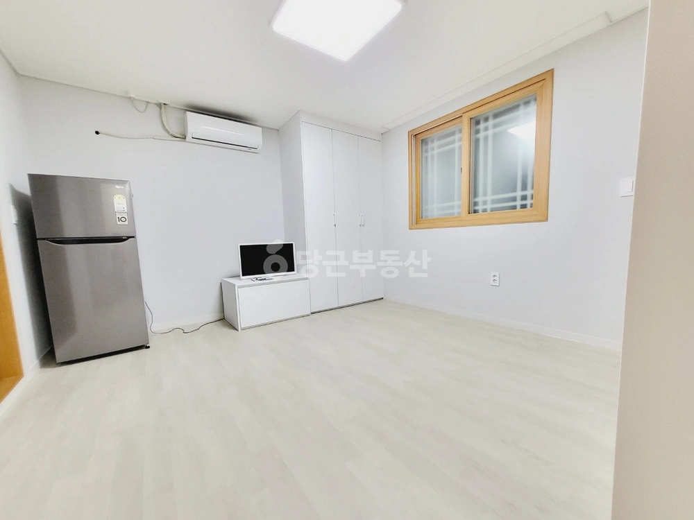 부산광역시 부산진구 초읍동 원룸 사진 1