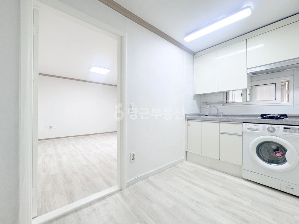 대전광역시 서구 월평동 원룸 사진 1
