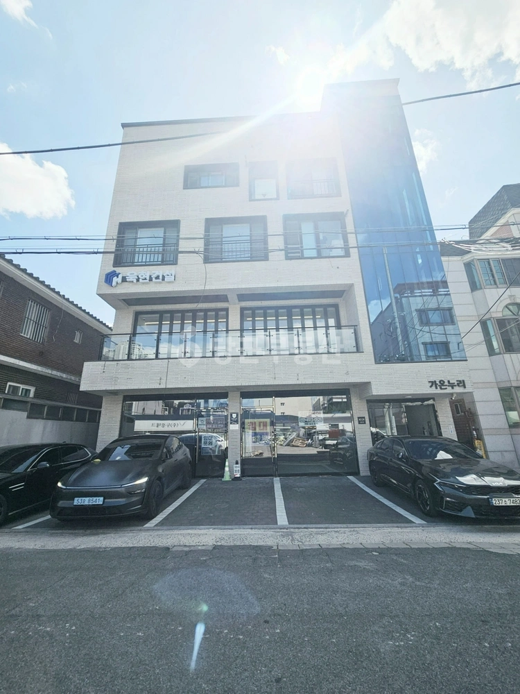 대구광역시 수성구 두산동 상가 사진 1