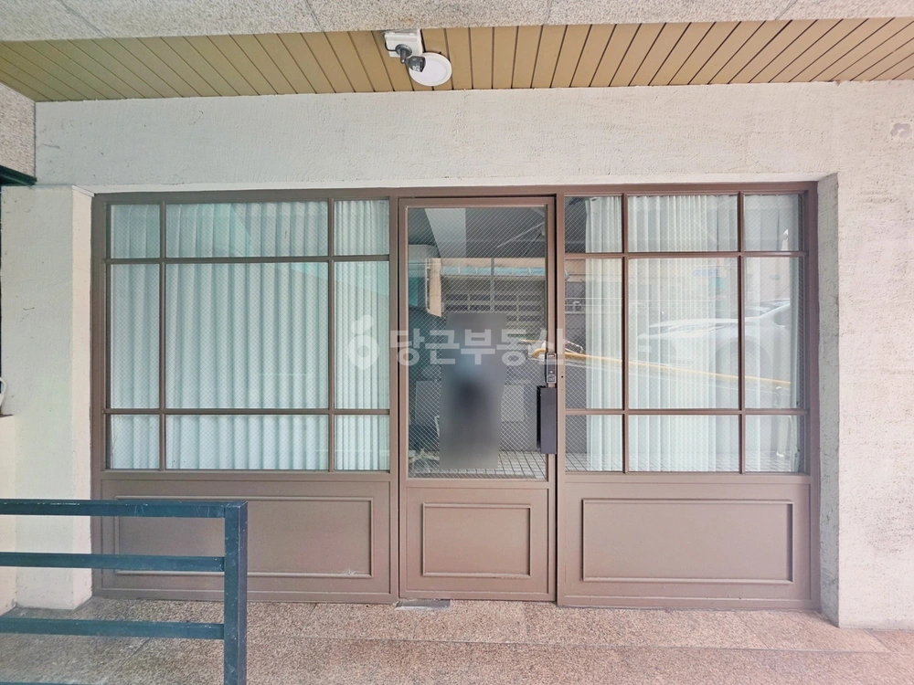 서울특별시 강남구 논현동 사무실 사진 1