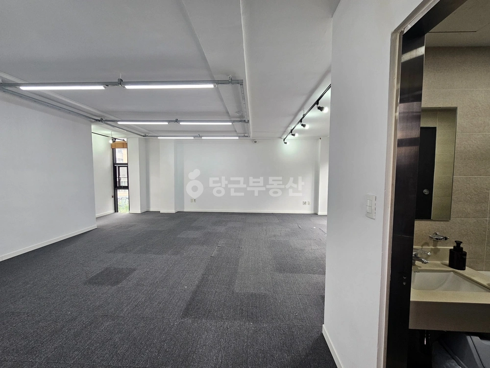 서울특별시 마포구 서교동 사무실 사진 1