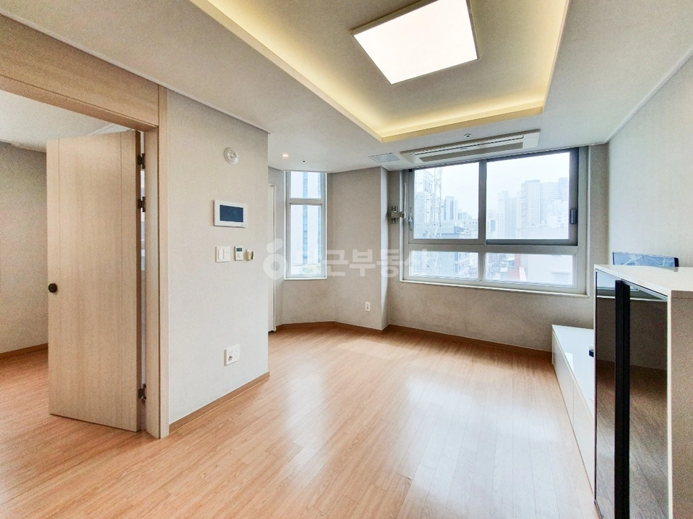 부산광역시 연제구 연산동 오피스텔 사진 1