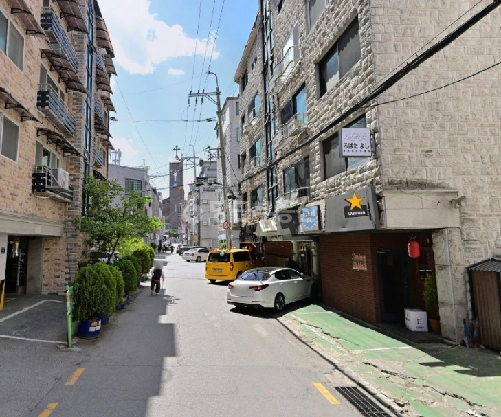 경기도 성남시 중원구 성남동 상가 사진 1