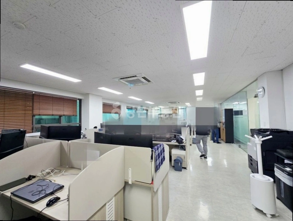 서울특별시 강남구 역삼동 사무실 사진 1