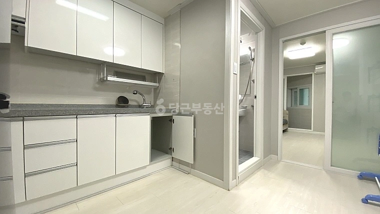 대전광역시 서구 월평동 원룸 사진 1
