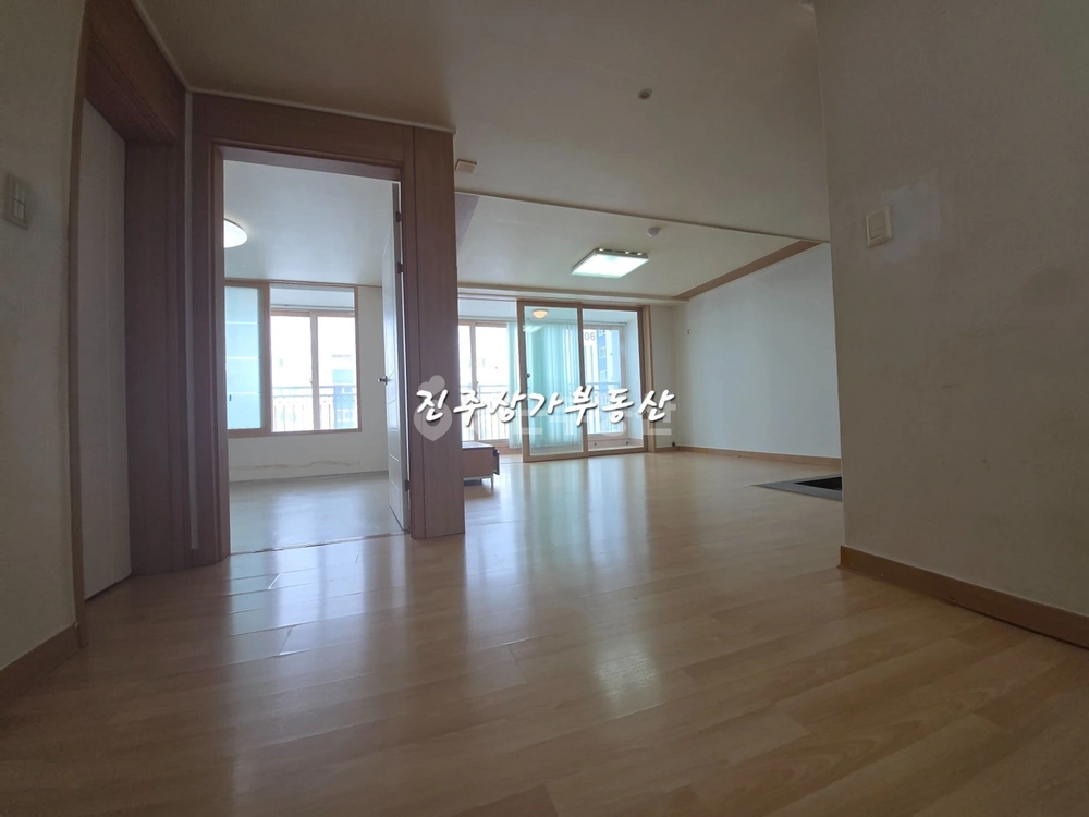 경상남도 사천시 용현면 아파트 사진 1