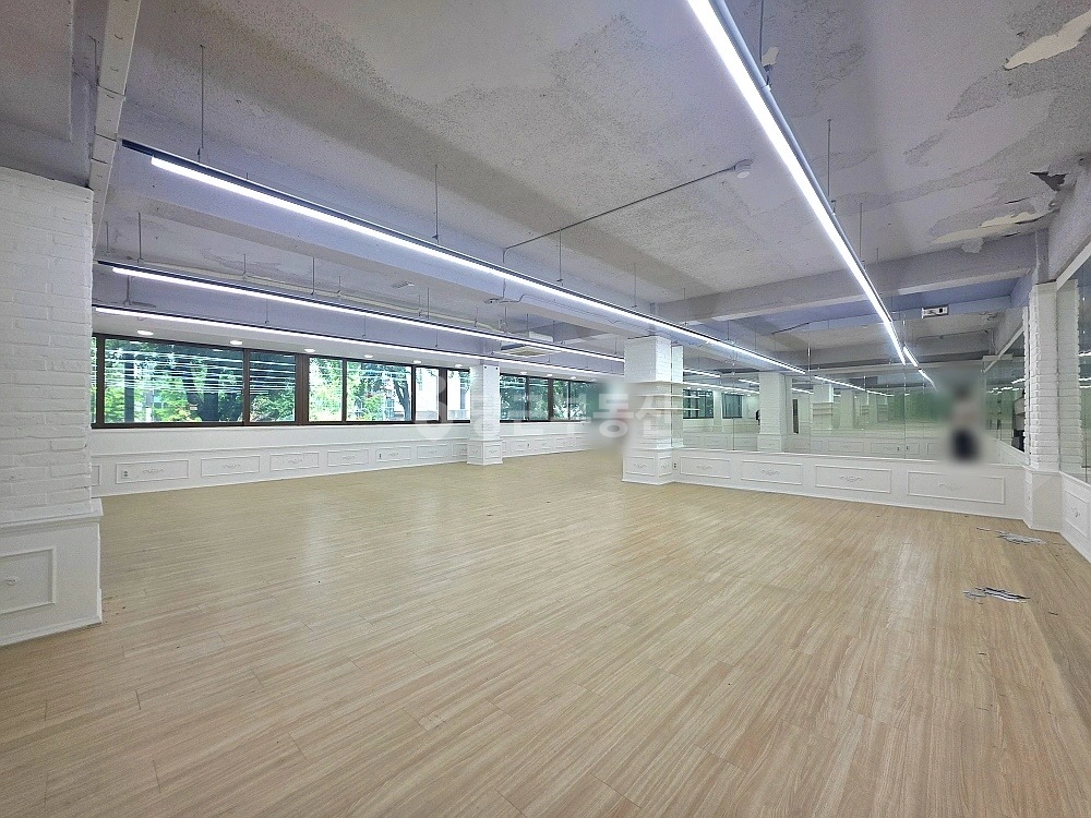 서울특별시 마포구 노고산동 상가 사진 1