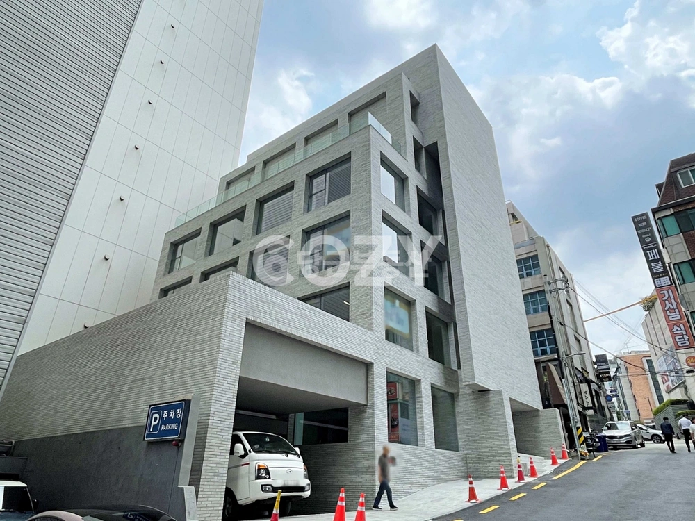 서울특별시 강남구 청담동 상가 사진 1