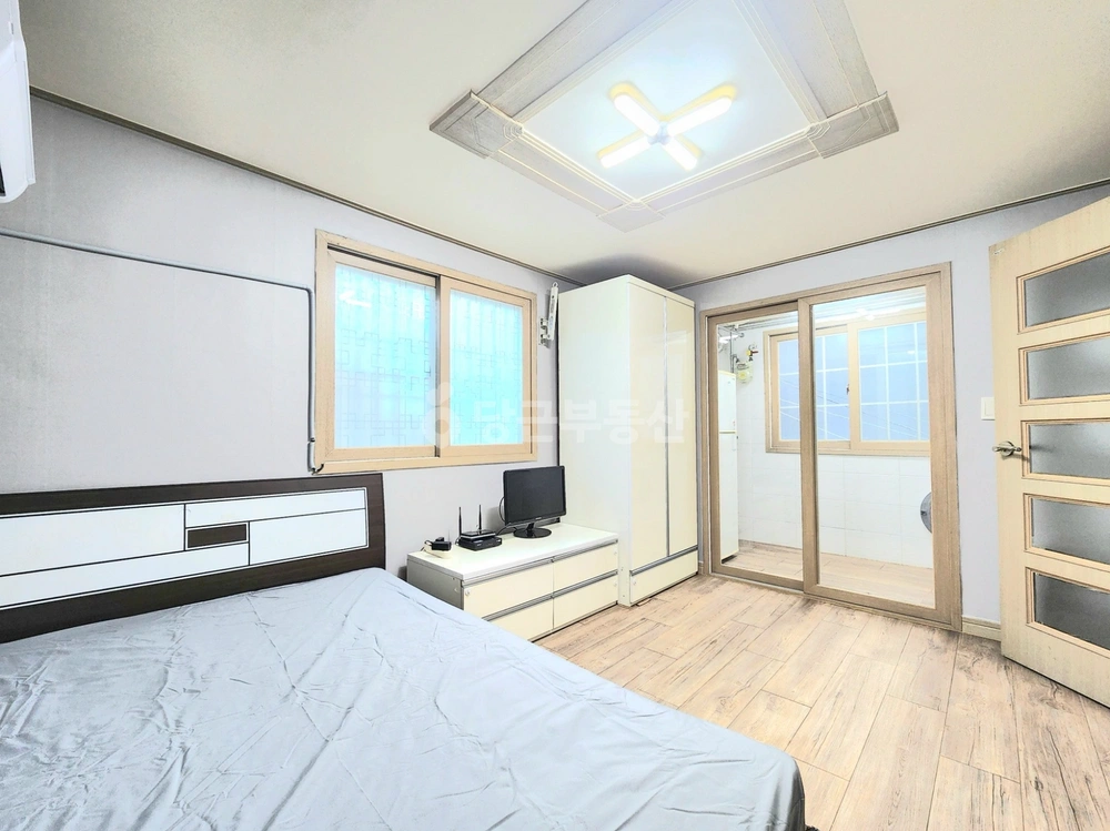 부산광역시 부산진구 부전동 원룸 사진 1