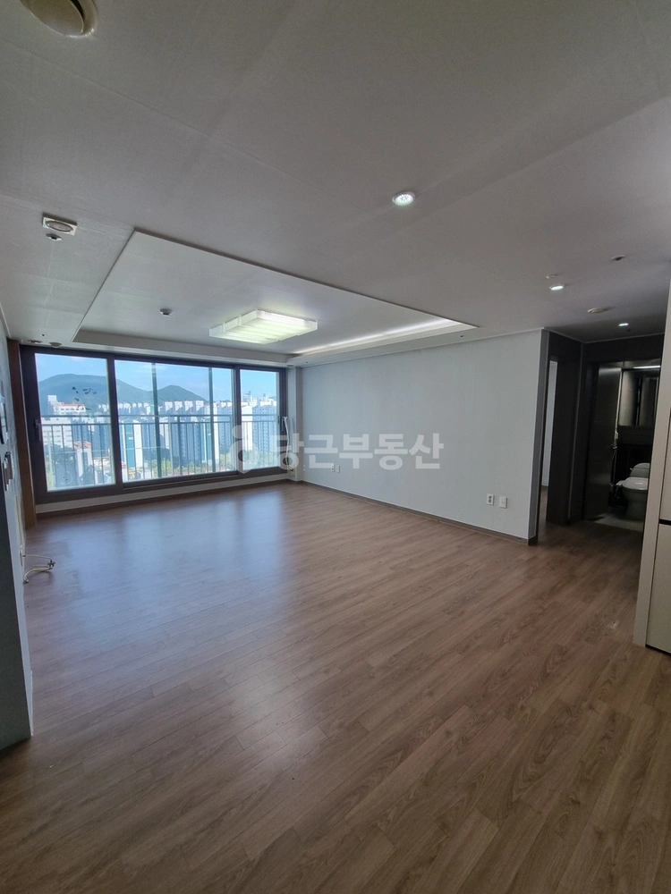 경상남도 통영시 광도면 아파트 사진 1