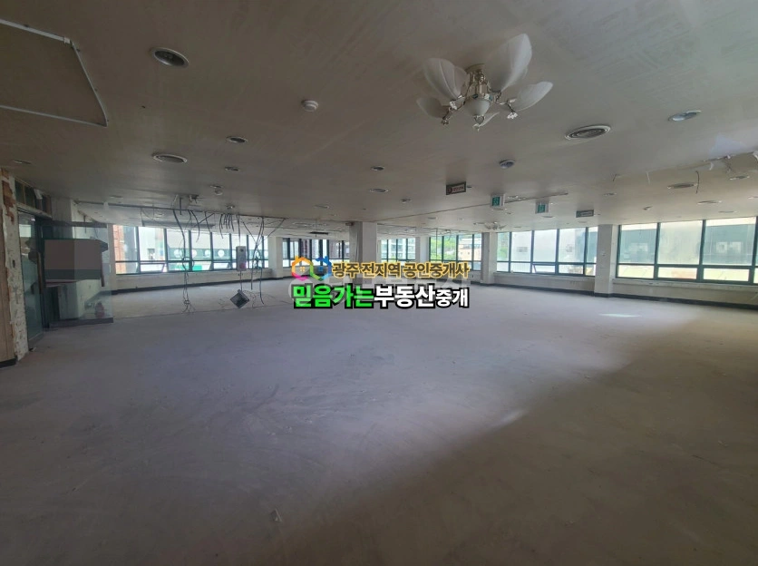 전남광주통합특별시 북구 오치동 상가 사진 1