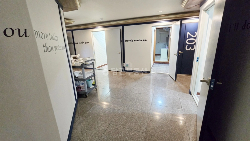 경상남도 창원시 마산회원구 합성동 상가 사진 1