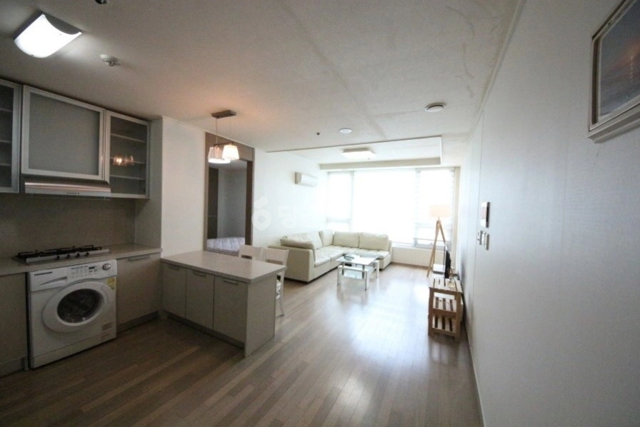 서울특별시 강남구 역삼동 오피스텔 사진 1