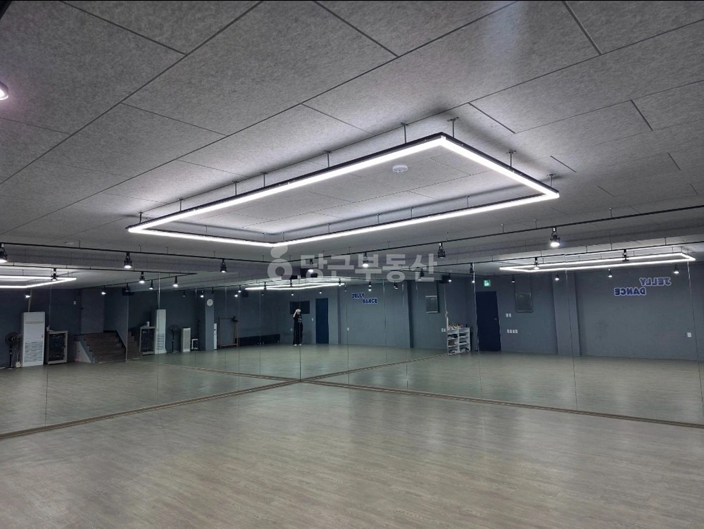 경기도 수원시 영통구 영통동 상가 사진 1