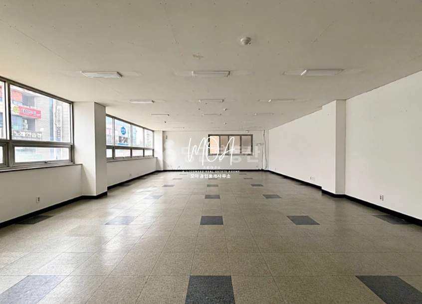 전남광주통합특별시 광산구 신창동 상가 사진 1