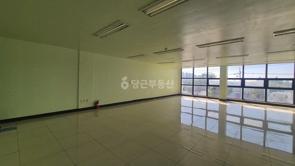 전북특별자치도 전주시 덕진구 송천동2가 상가 사진 1