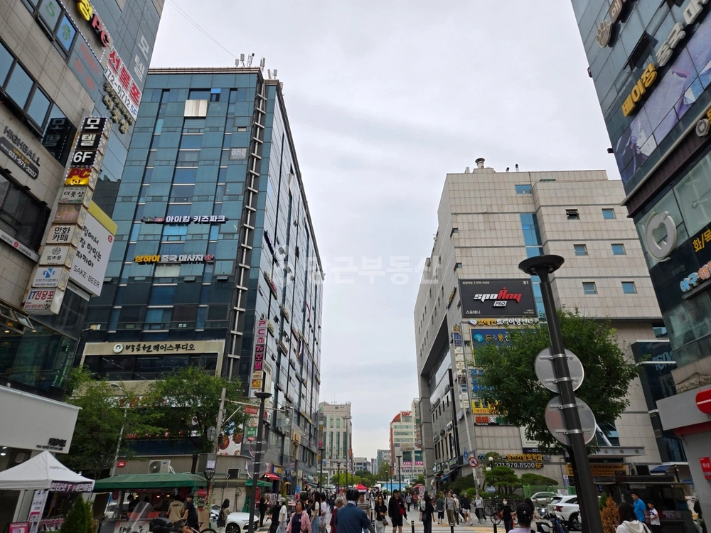 경기도 고양시 덕양구 화정동 상가 사진 1