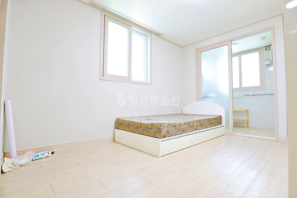 부산광역시 사하구 하단동 원룸 사진 1