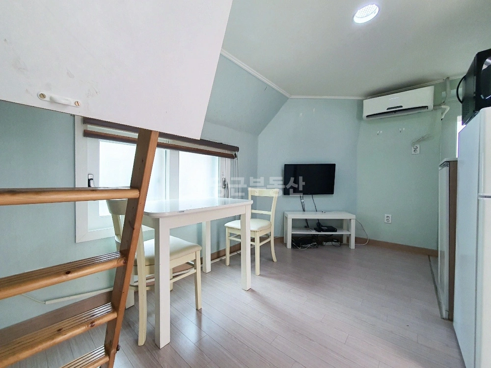 서울특별시 강남구 역삼동 원룸 사진 1