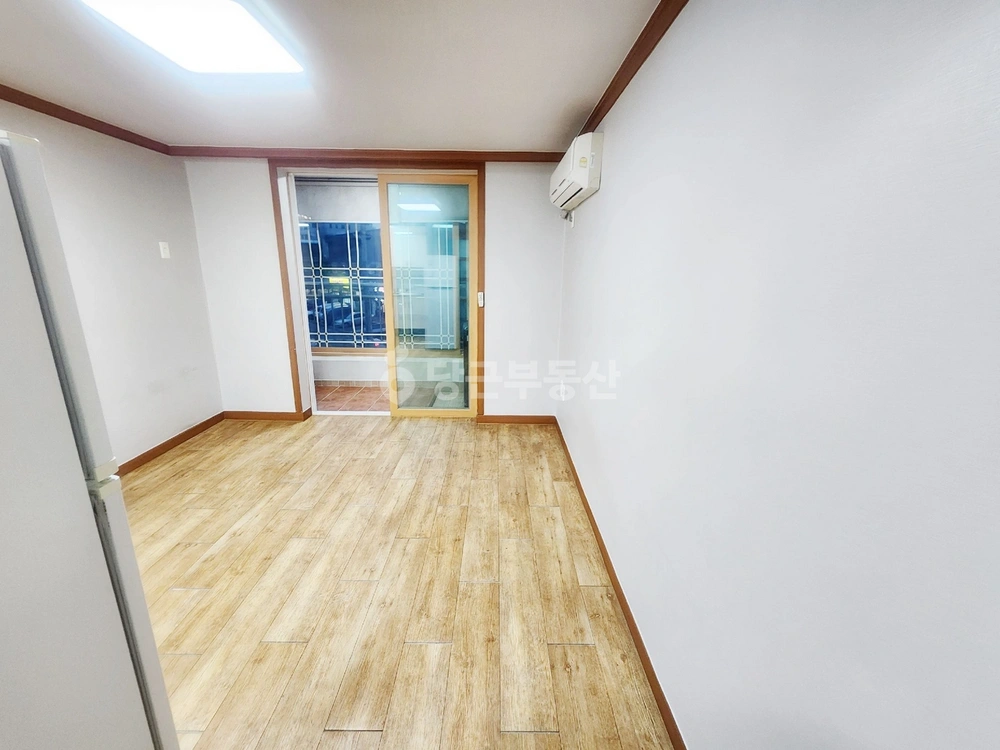 울산광역시 남구 삼산동 원룸 사진 1