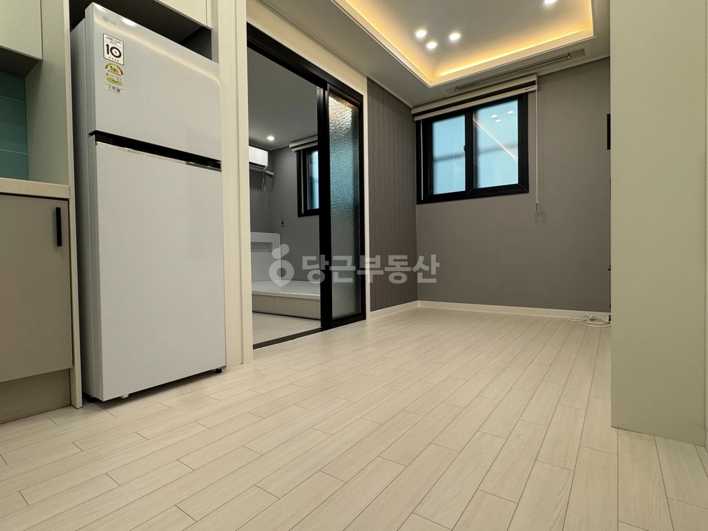 대전광역시 서구 월평동 원룸 사진 1