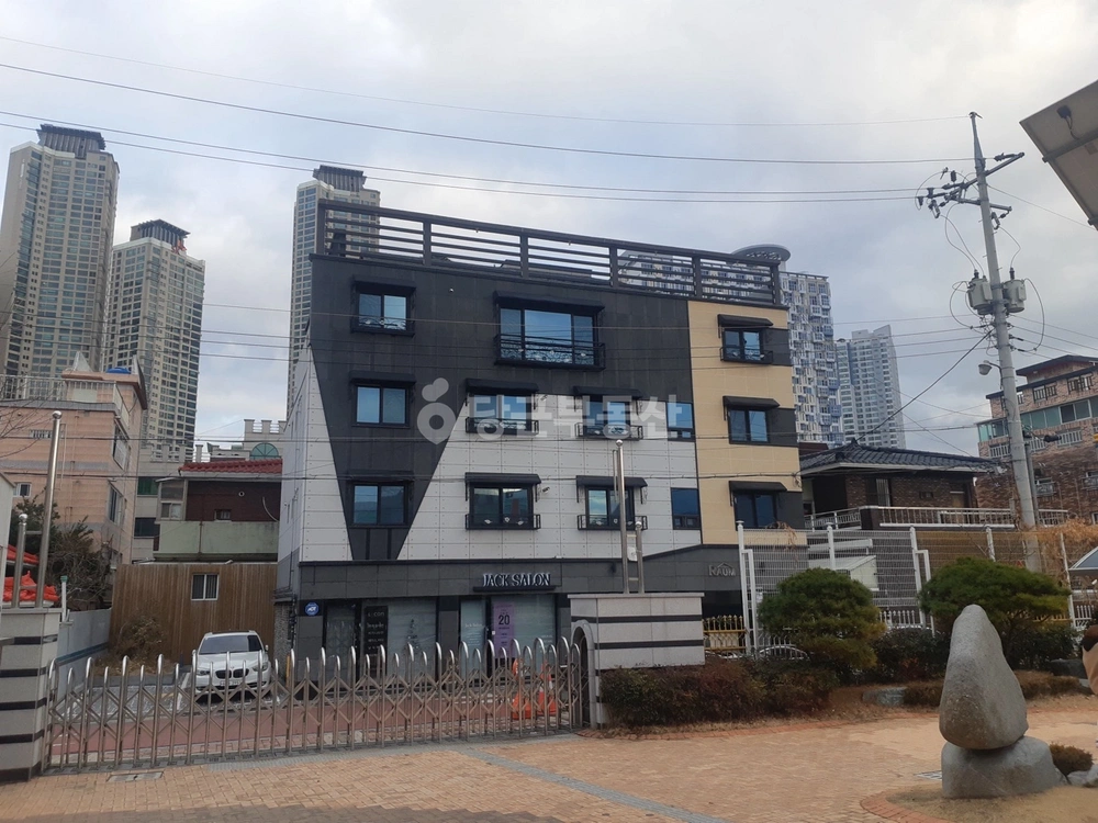 대구광역시 수성구 두산동 건물 사진 1