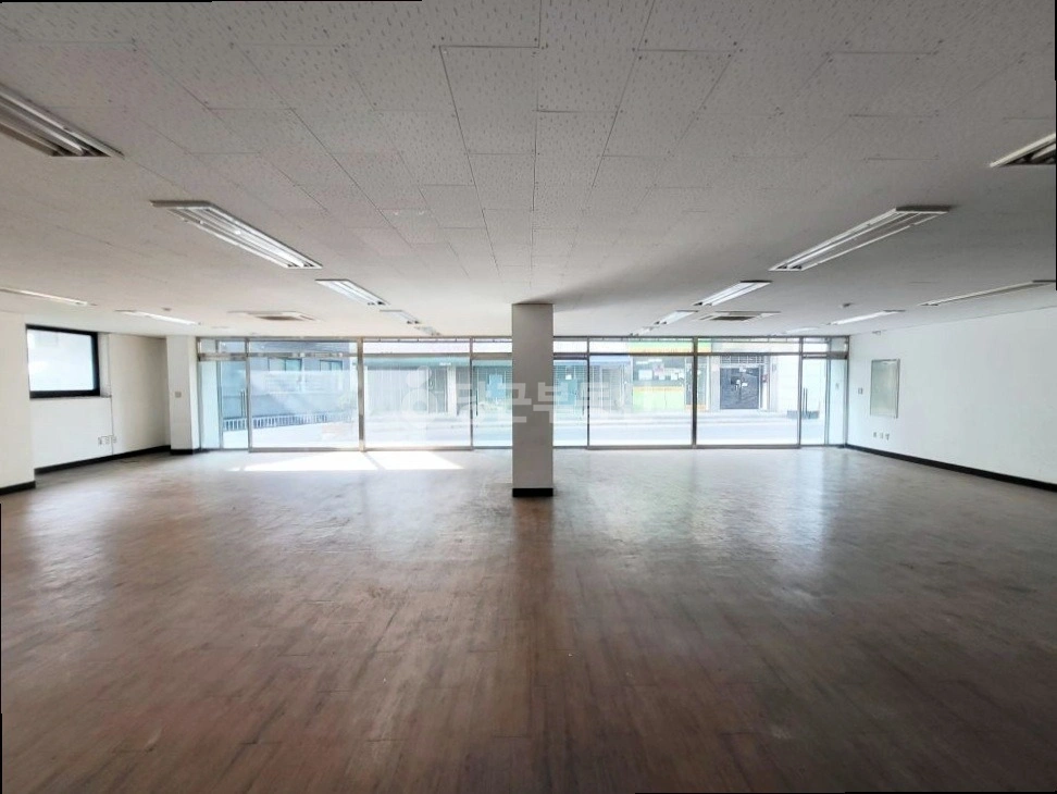 서울특별시 강남구 역삼동 사무실 사진 1
