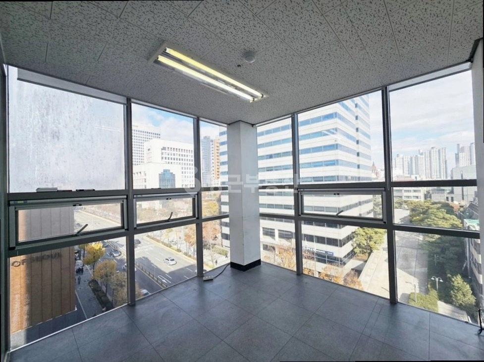 서울특별시 강남구 역삼동 사무실 사진 1