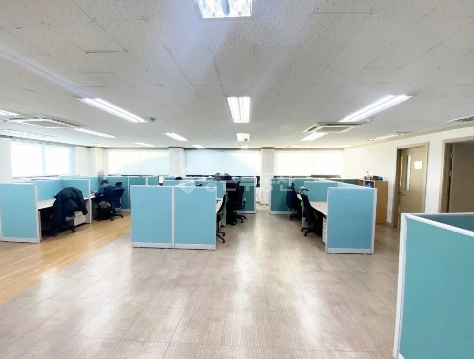 서울특별시 강남구 역삼동 사무실 사진 1