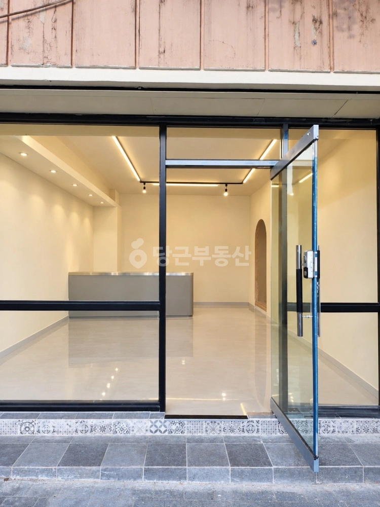 인천광역시 미추홀구 숭의동 상가 사진 1