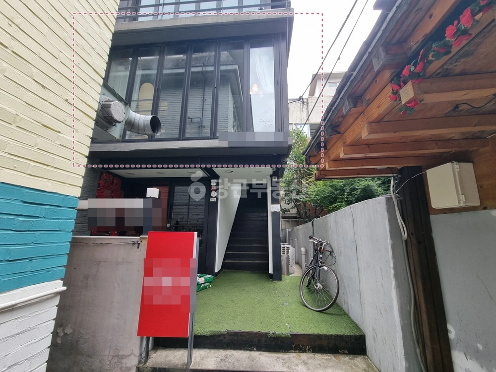 서울특별시 마포구 서교동 상가 사진 1
