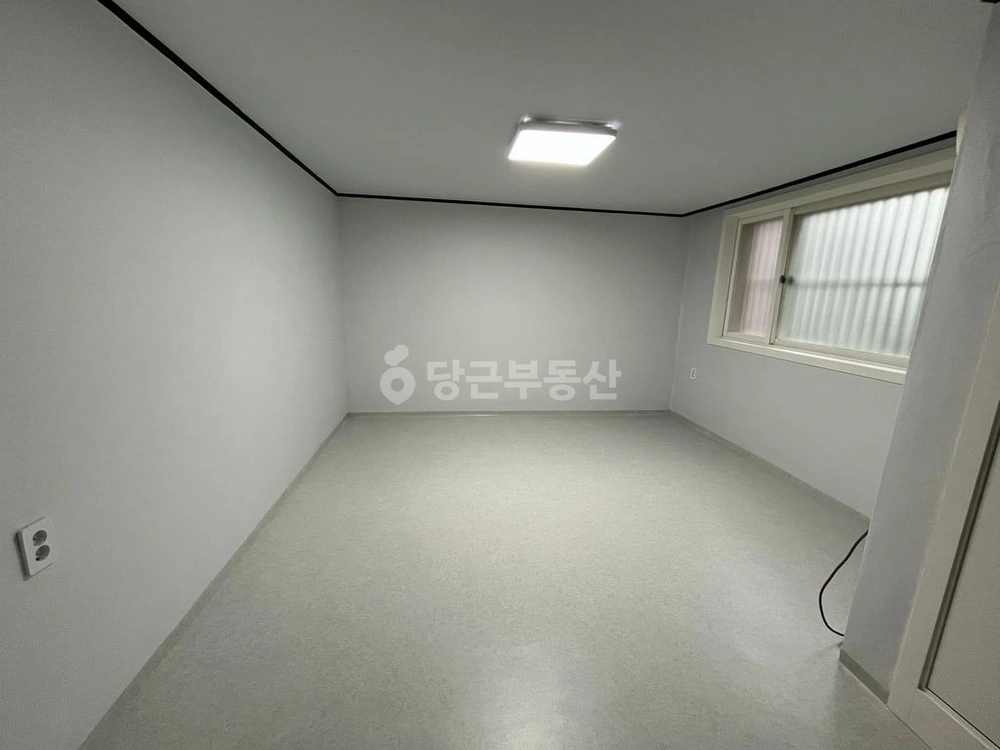 서울특별시 서대문구 창천동 원룸 사진 1
