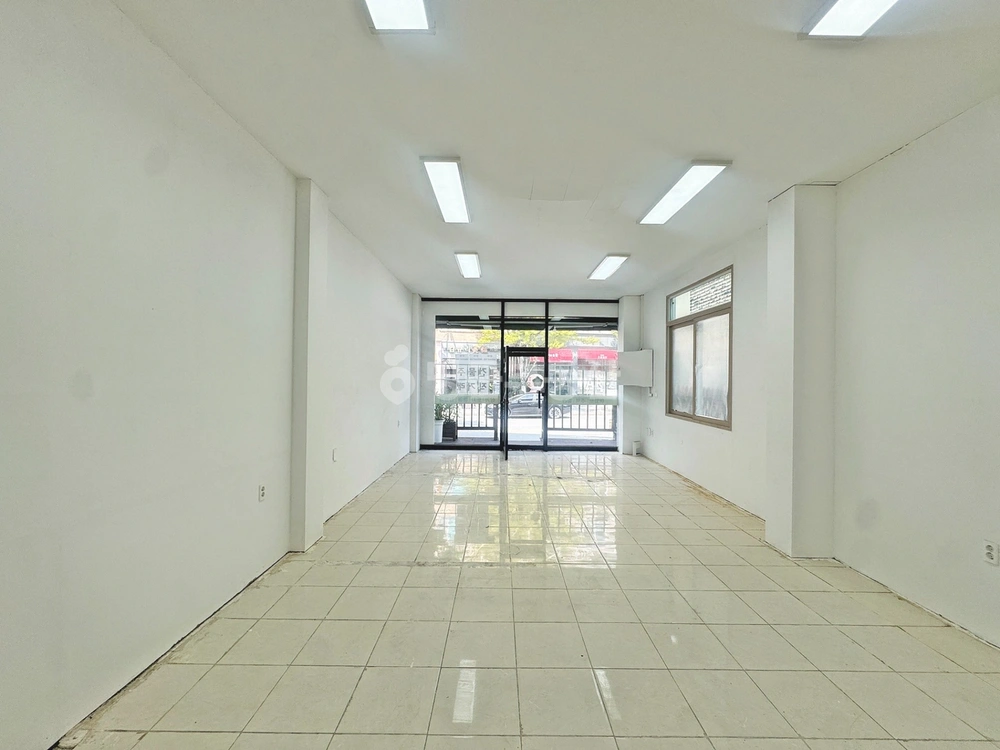 전북특별자치도 전주시 완산구 효자동2가 상가 사진 1
