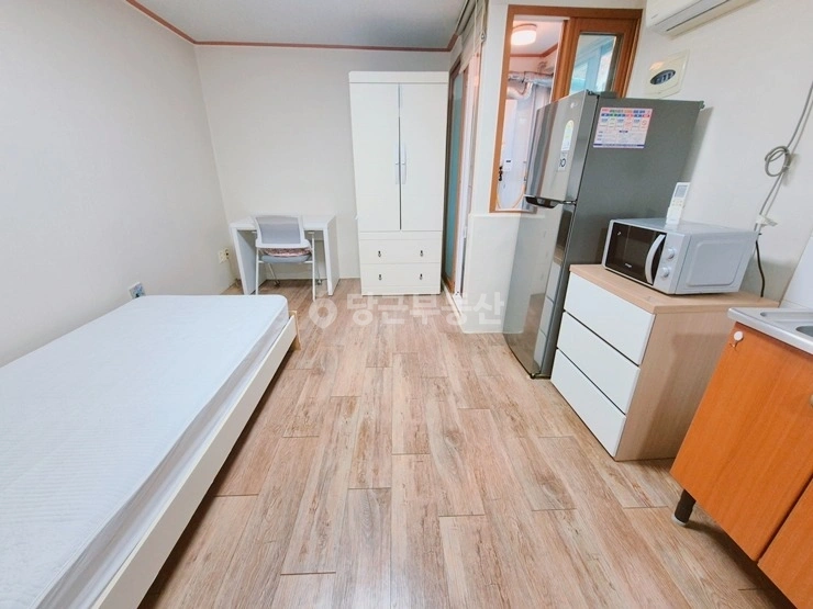 부산광역시 금정구 장전동 원룸 사진 1