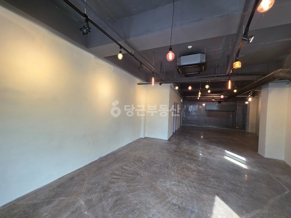 제주특별자치도 제주시 아라일동 상가 사진 1