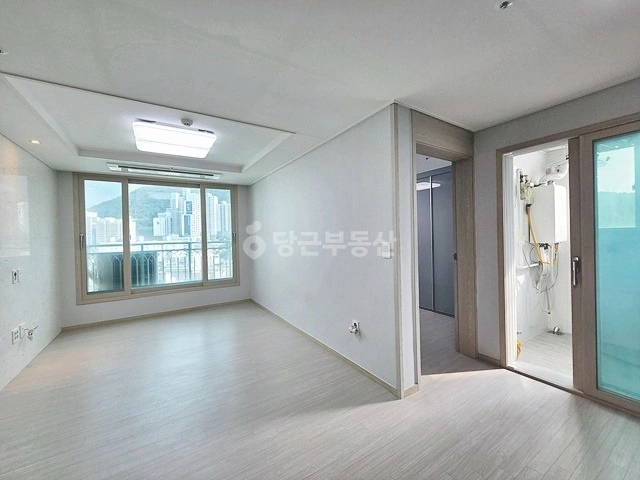 부산광역시 사하구 하단동 아파트 사진 1