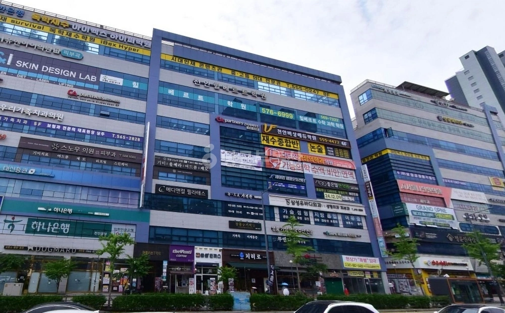 충청남도 천안시 서북구 불당동 상가 사진 1