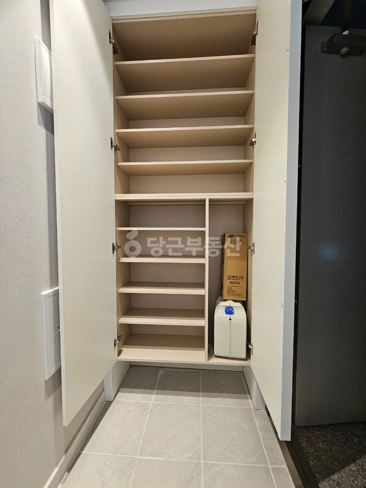 부산광역시 연제구 거제동 오피스텔 사진 1