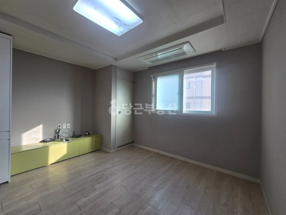 대전광역시 유성구 봉명동 아파트 사진 1