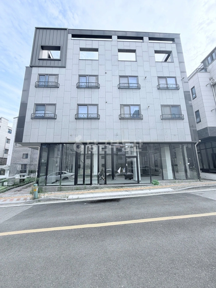 충청남도 천안시 서북구 불당동 상가 사진 1