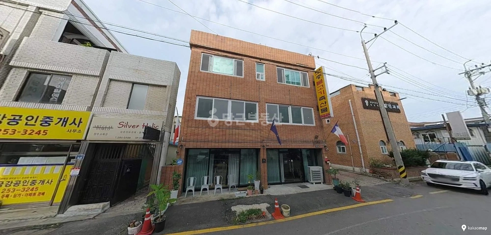 충청북도 청주시 서원구 모충동 건물 사진 1