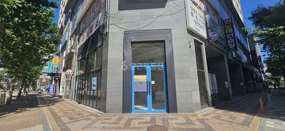 경기도 고양시 일산동구 장항동 상가 사진 1