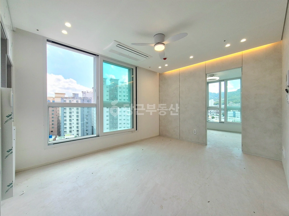 부산광역시 동래구 온천동 오피스텔 사진 1